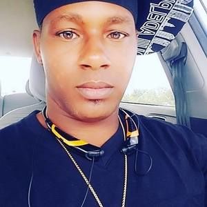 Meet your Posher, Armani